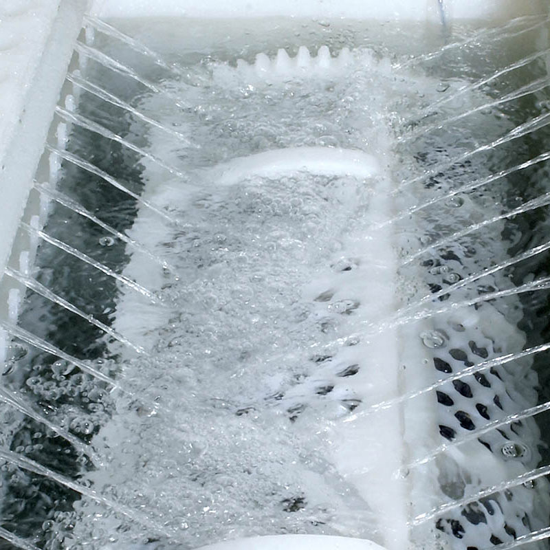 Polybruch-Ätzanlage mit rotierenden Spezialtrommeln