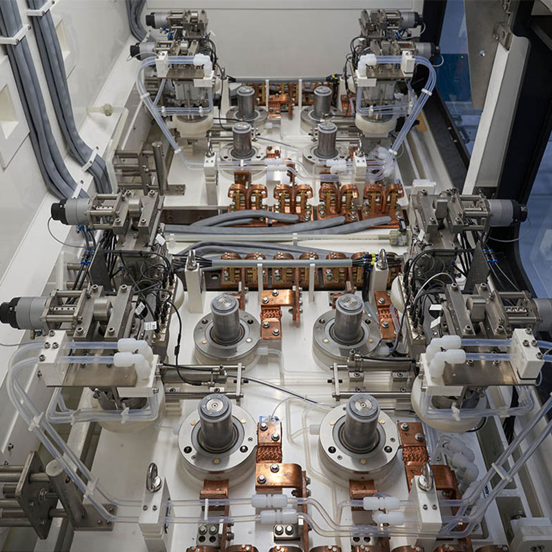 Vollautomatische Beschichtungsanlage für Motorblöcke und Zylinder