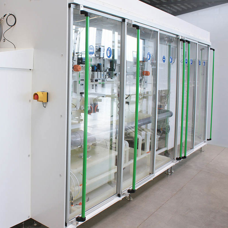 Semi-automatische Anlage zum nasschemischen Reinigen und Trocknen großer Siliziumstücke