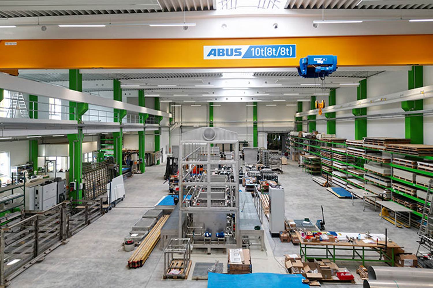 Neue Produktionshalle für DECKER Anlagenbau in Berching