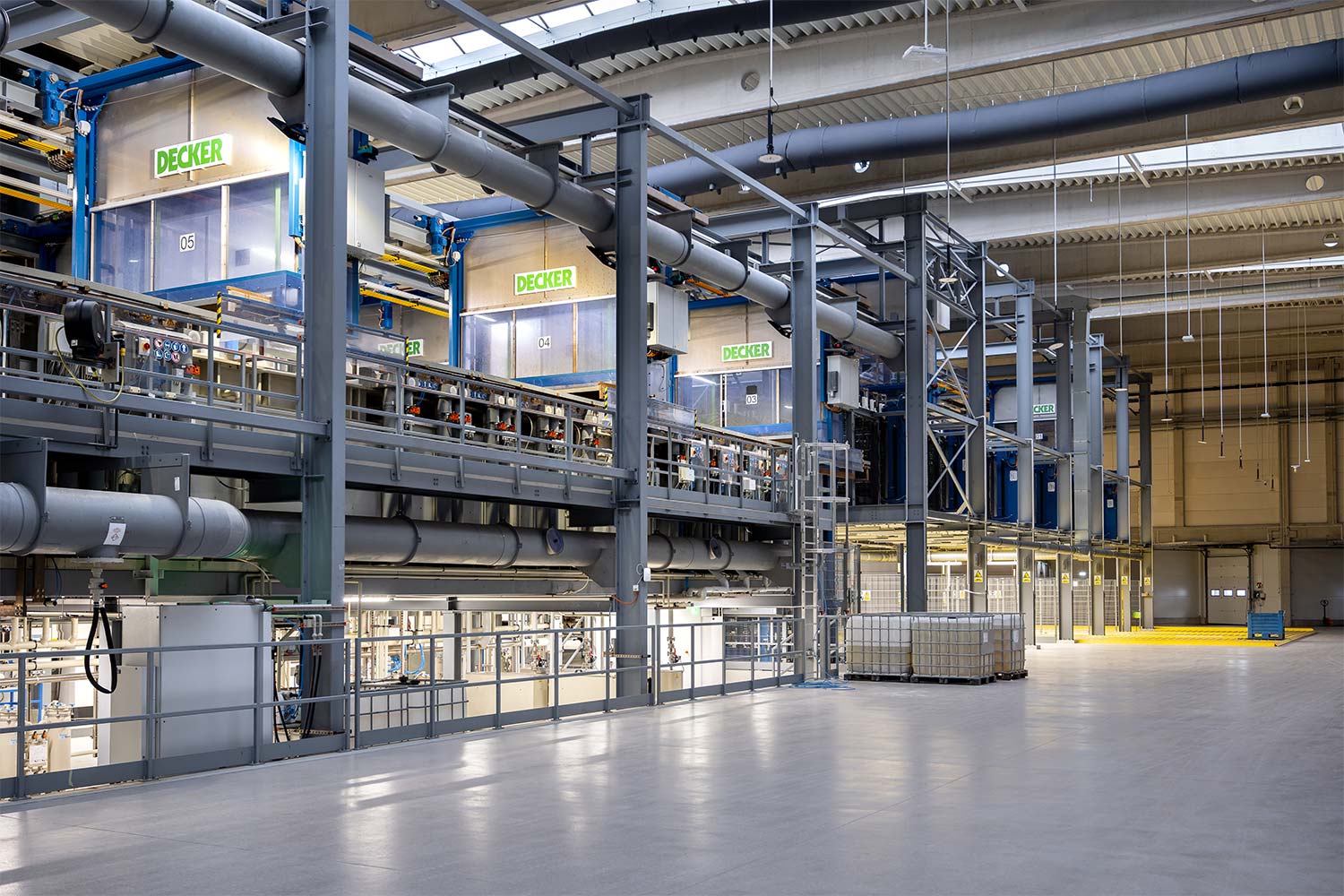 hochkorrosionsbeständige Beschichtung von Metallteilen mittels Zink‑ und Zink‑Nickel‑Elektrolyte