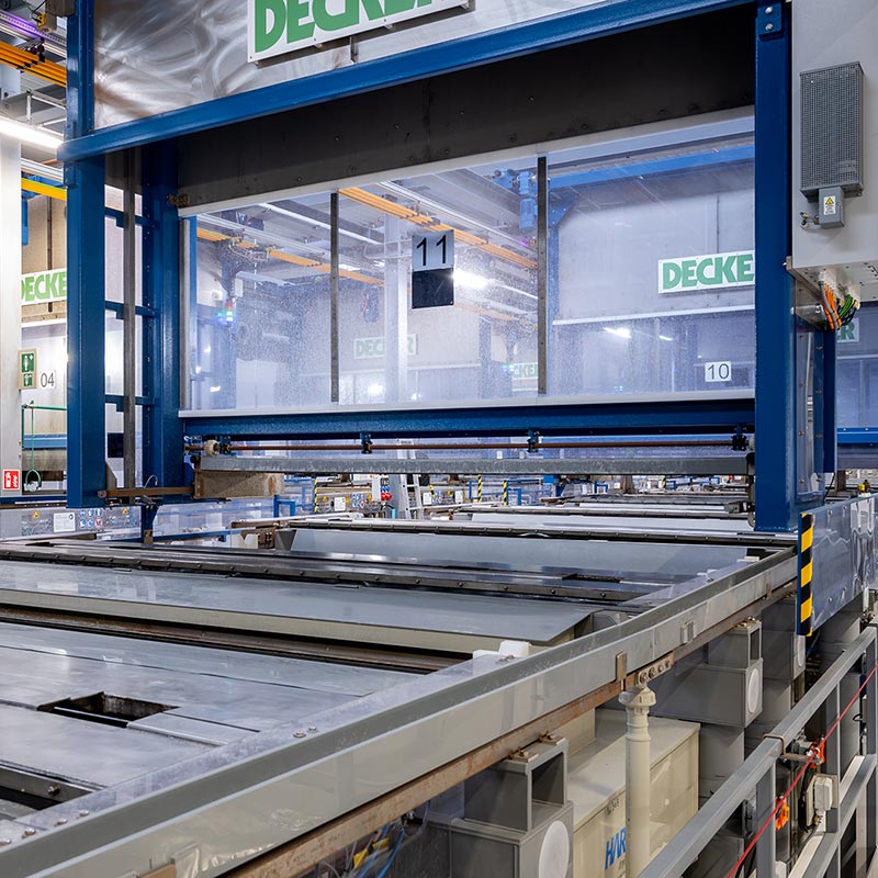 hochkorrosionsbeständige Beschichtung von Metallteilen mittels Zink‑ und Zink‑Nickel‑Elektrolyte