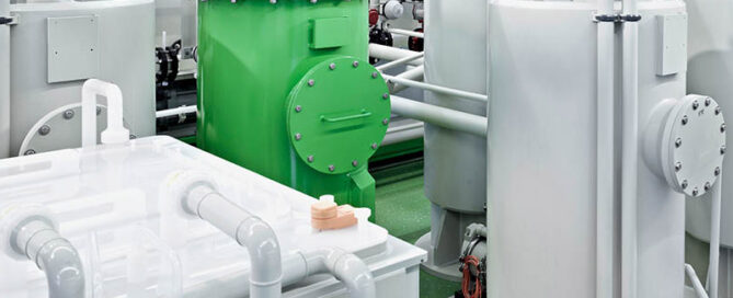 Fine-grain etching system for shredding "old wafers" or wafer breakage