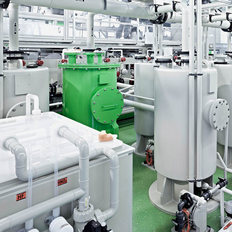Fine-grain etching system for shredding "old wafers" or wafer breakage