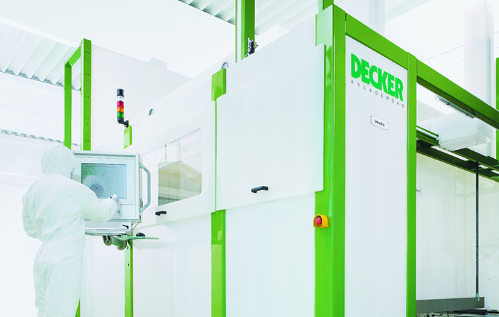 Flexibles Reinigen von Siliziumstäben (slim- und feedrods)