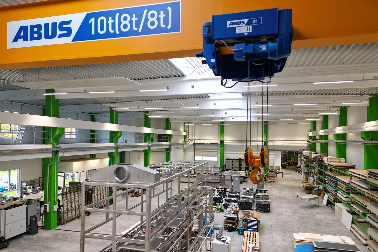 Neue Produktionshalle für DECKER Anlagenbau in Berching